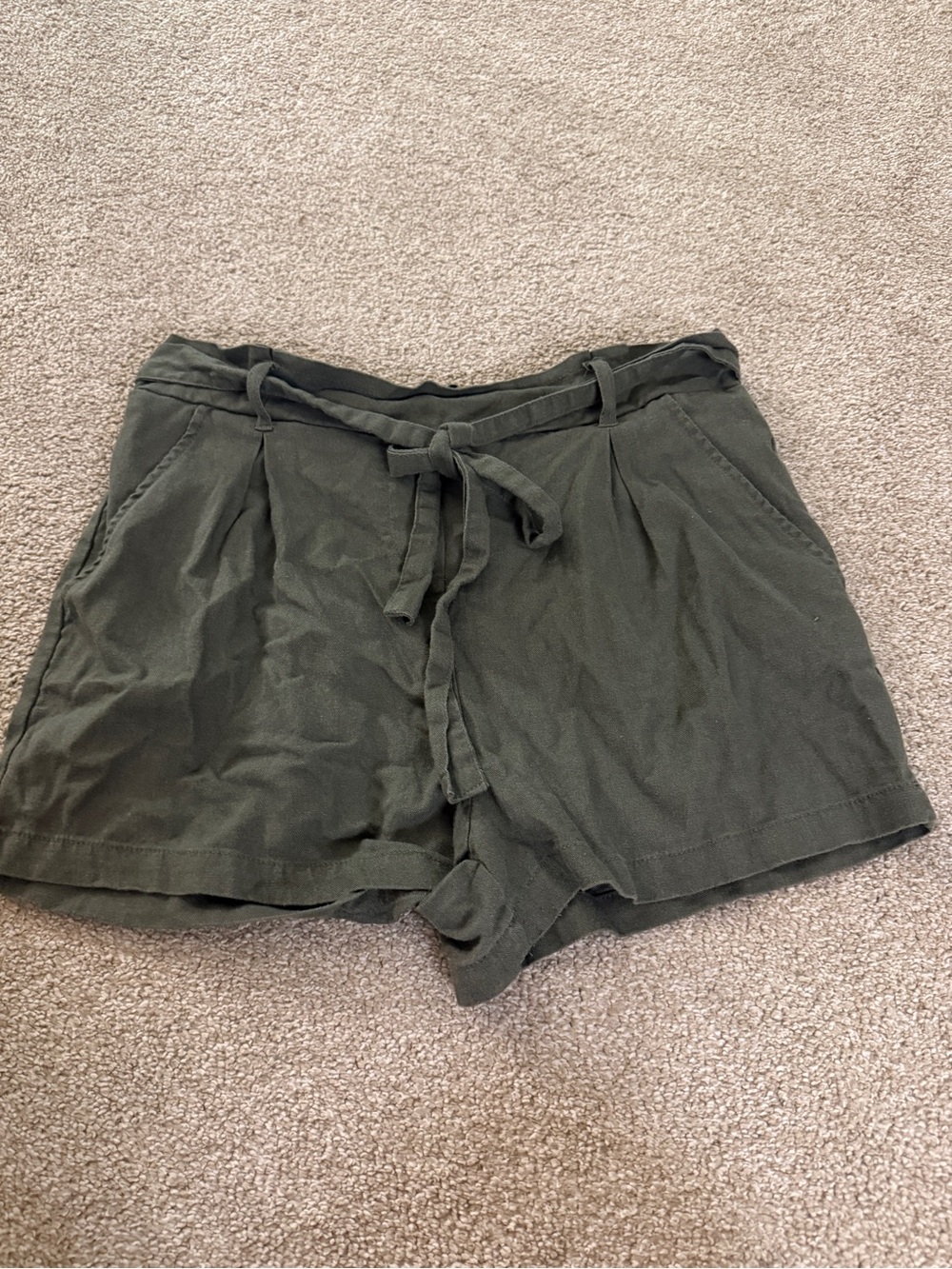 High-Waist Olive Green Tie-Belt Women's Shorts